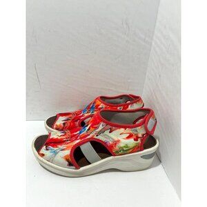 Bezees Sandals Women’s wedge multicolor backstrap size 8 pull on Stretchy casual